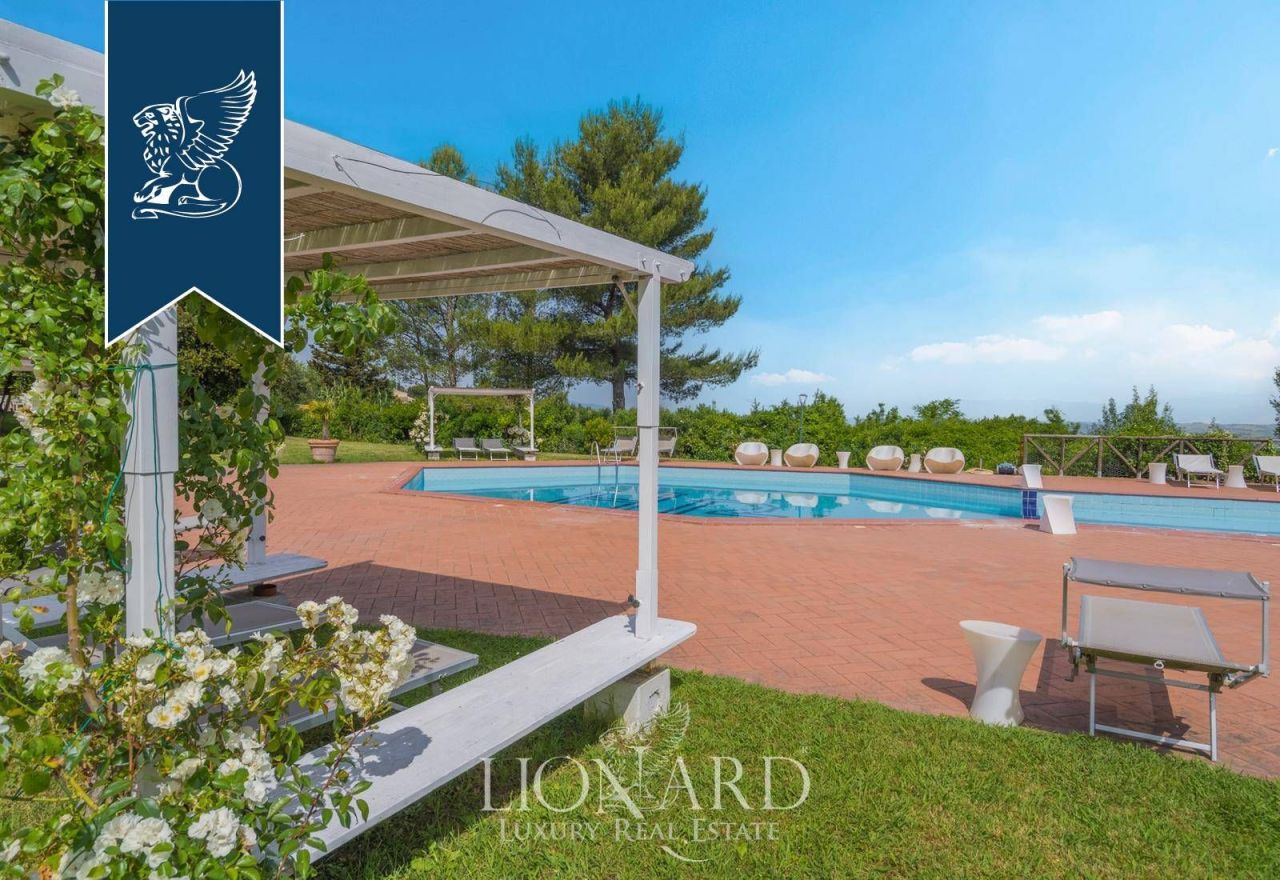 Ферма в Пизе, Италия, 1 100 м² - фото 9