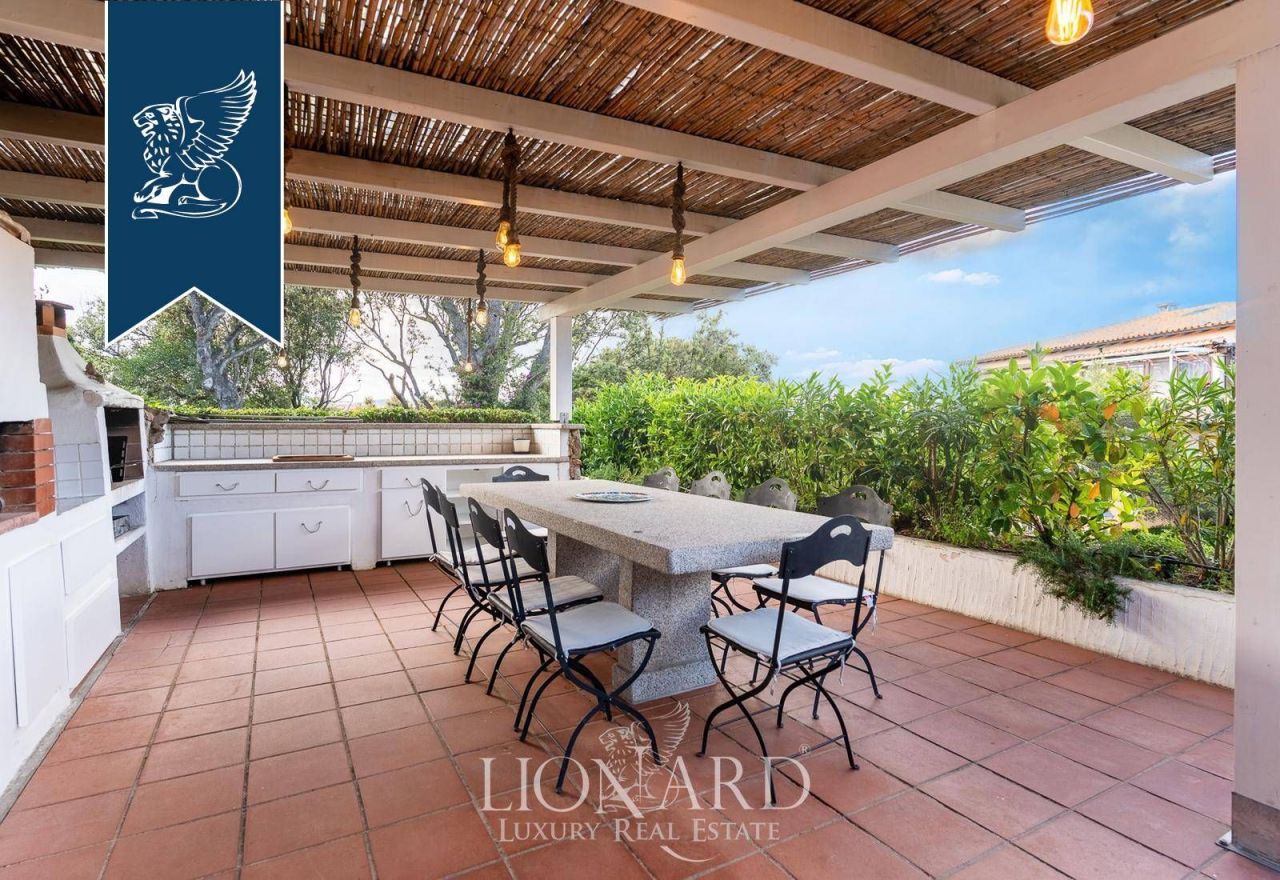 Вилла в Ольбии, Италия, 185 м² - фото 9