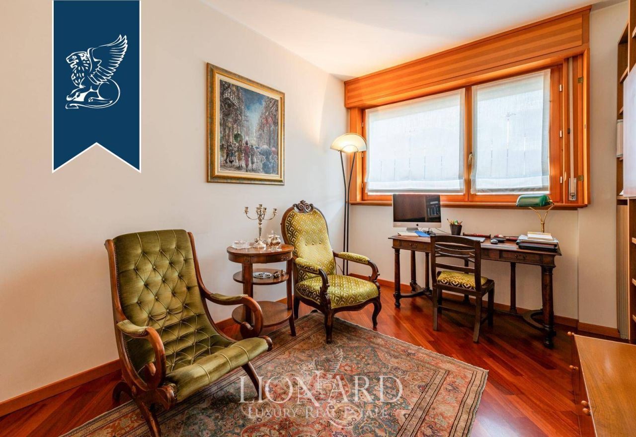 Апартаменты в Милане, Италия, 190 м² - фото 9