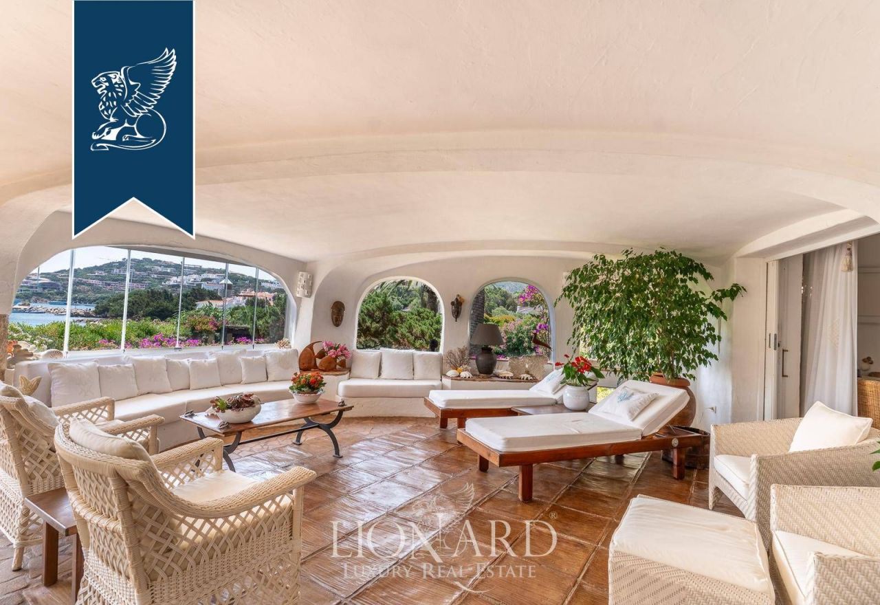 Вилла в Порто Черво, Италия, 213 м² - фото 15