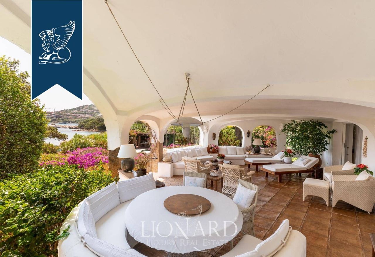 Вилла в Порто Черво, Италия, 213 м² - фото 17