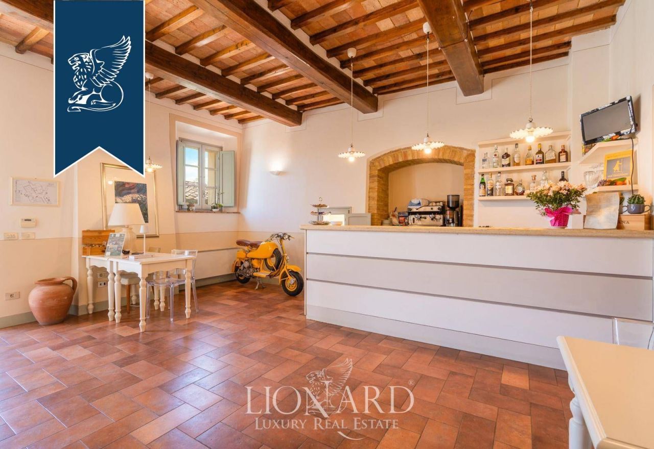 Отель, гостиница в Сан-Джиминьяно, Италия, 1 444 м² - фото 17