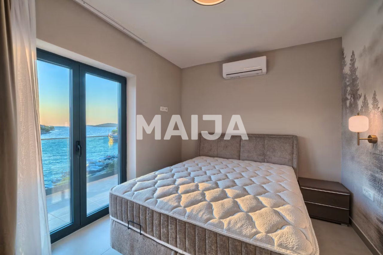 Вилла в Рогознице, Хорватия, 225 м² - фото 12