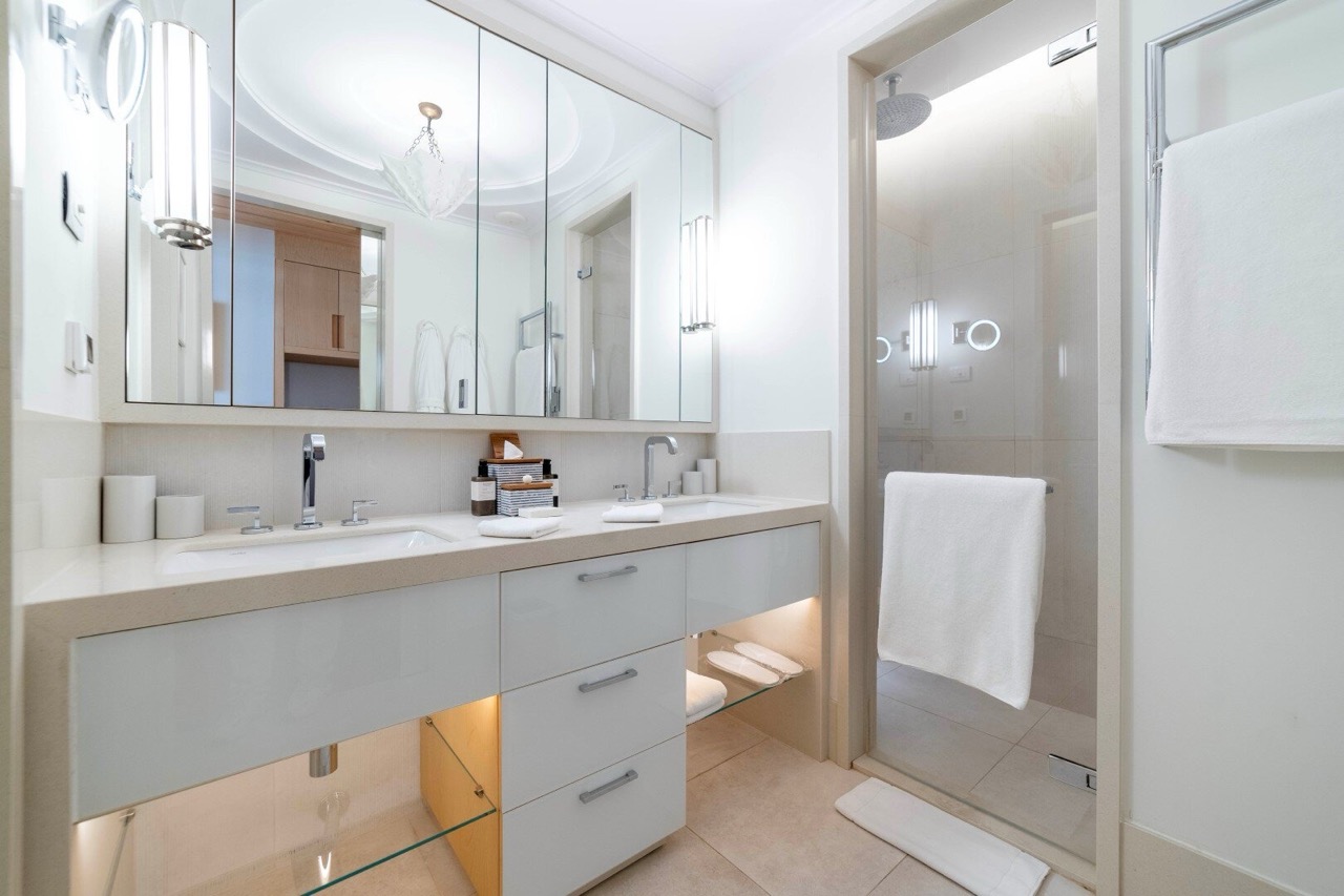 Квартира в Тивате, Черногория, 296 м² - фото 16