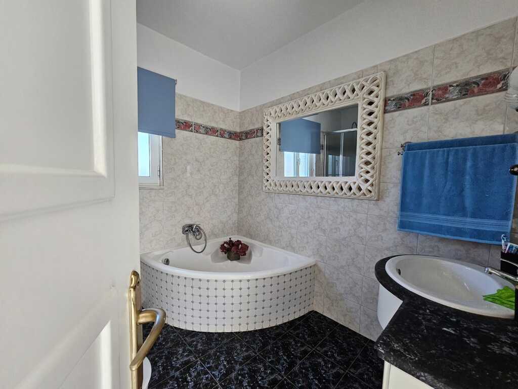 Вилла в Ираклионе, Греция, 200 м² - фото 13