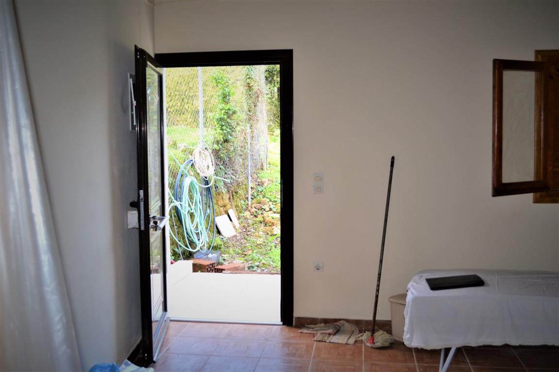 Земля на Корфу, Греция, 10 000 м² - фото 14