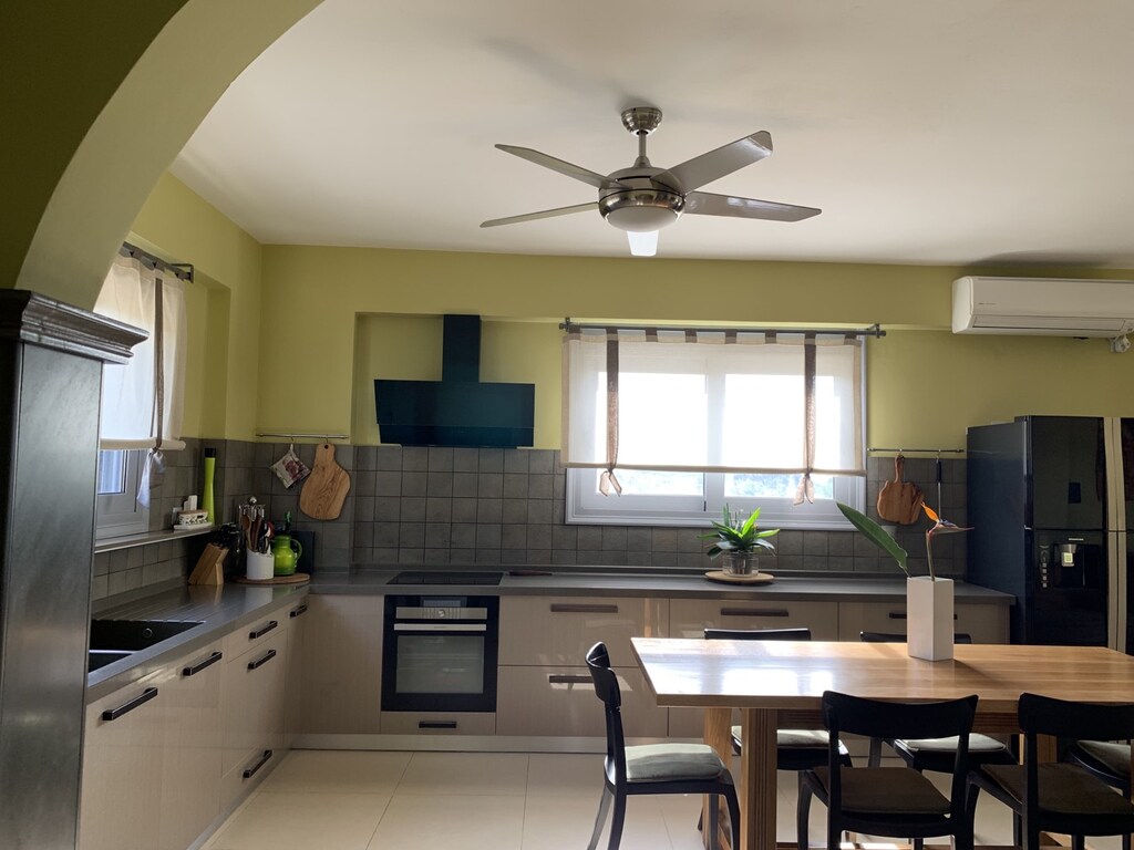 Дом в Лутраки, Греция, 340 м² - фото 15