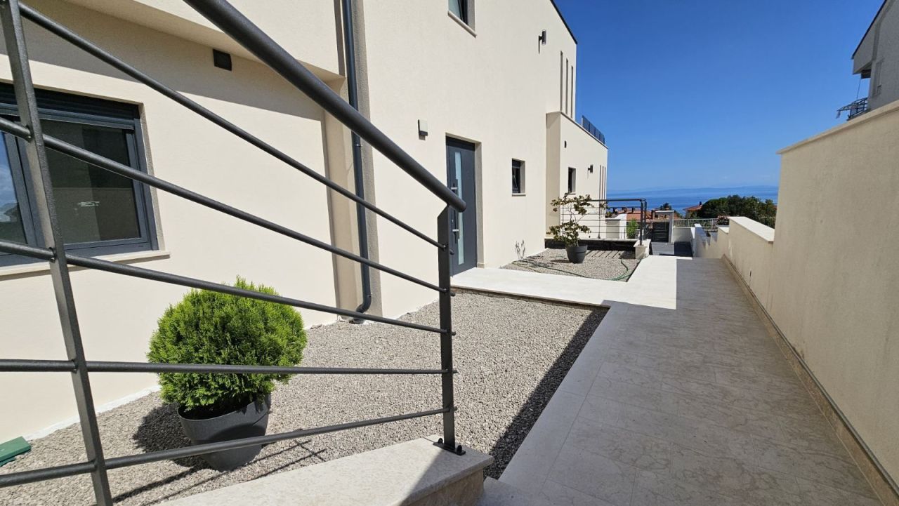 Вилла в Ловране, Хорватия, 298 м² - фото 6