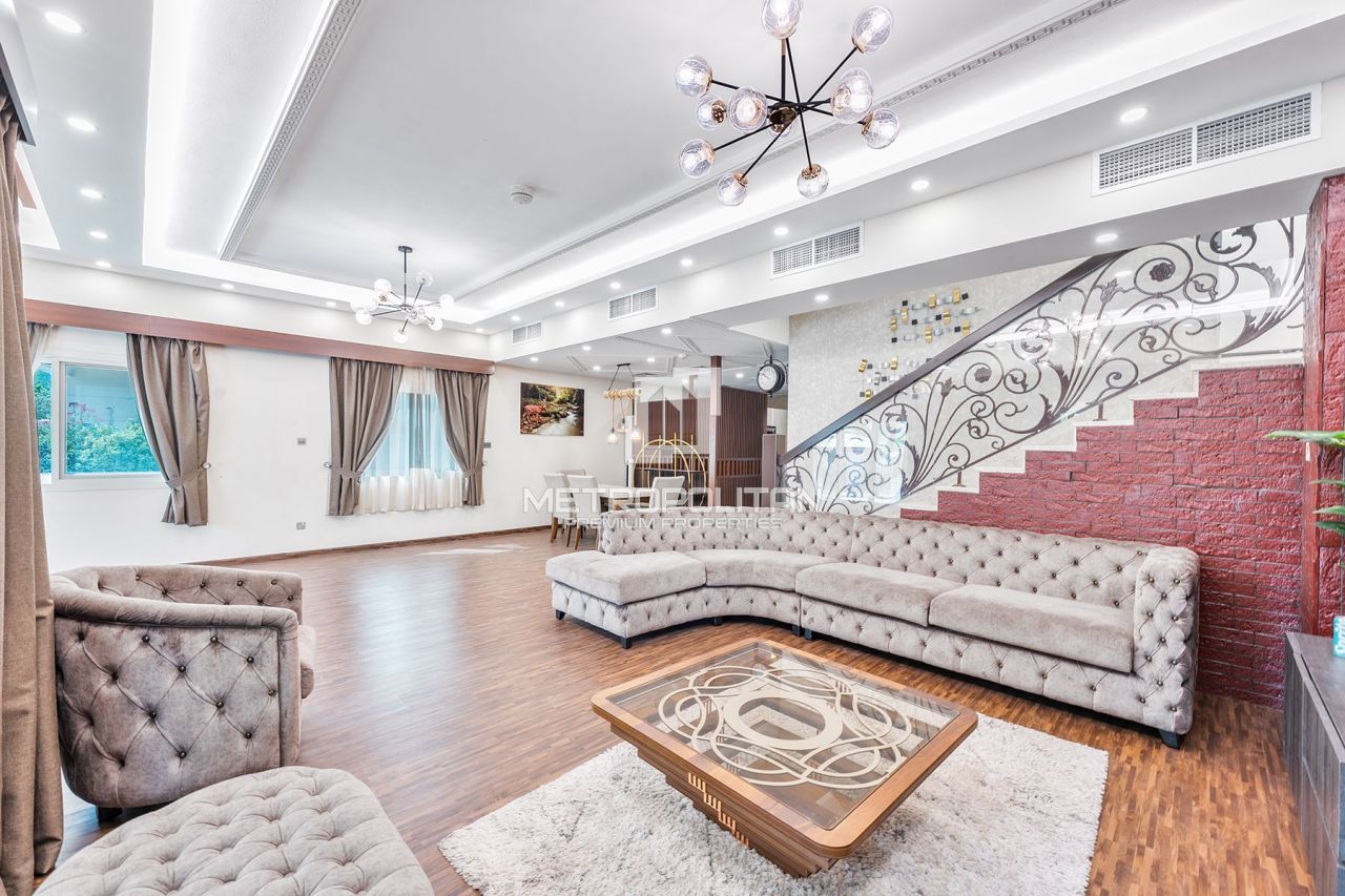 Вилла в Дубае, ОАЭ, 501 м² - фото 1