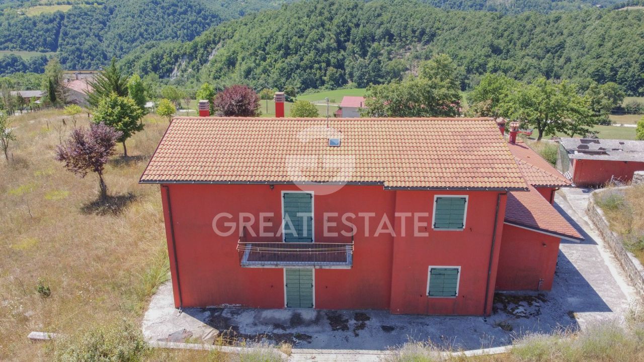 Дом в Пезаро-э-Урбино, Италия, 329.55 м² - фото 8