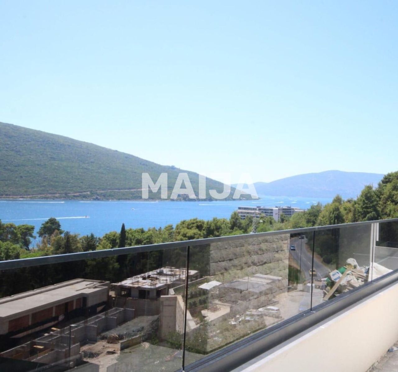 Апартаменты в Кумборе, Черногория, 61 м² - фото 1