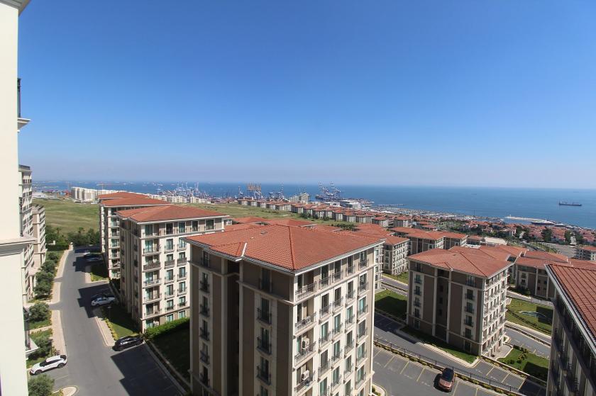 Квартира в Бейликдюзю, Турция, 130 м² - фото 1