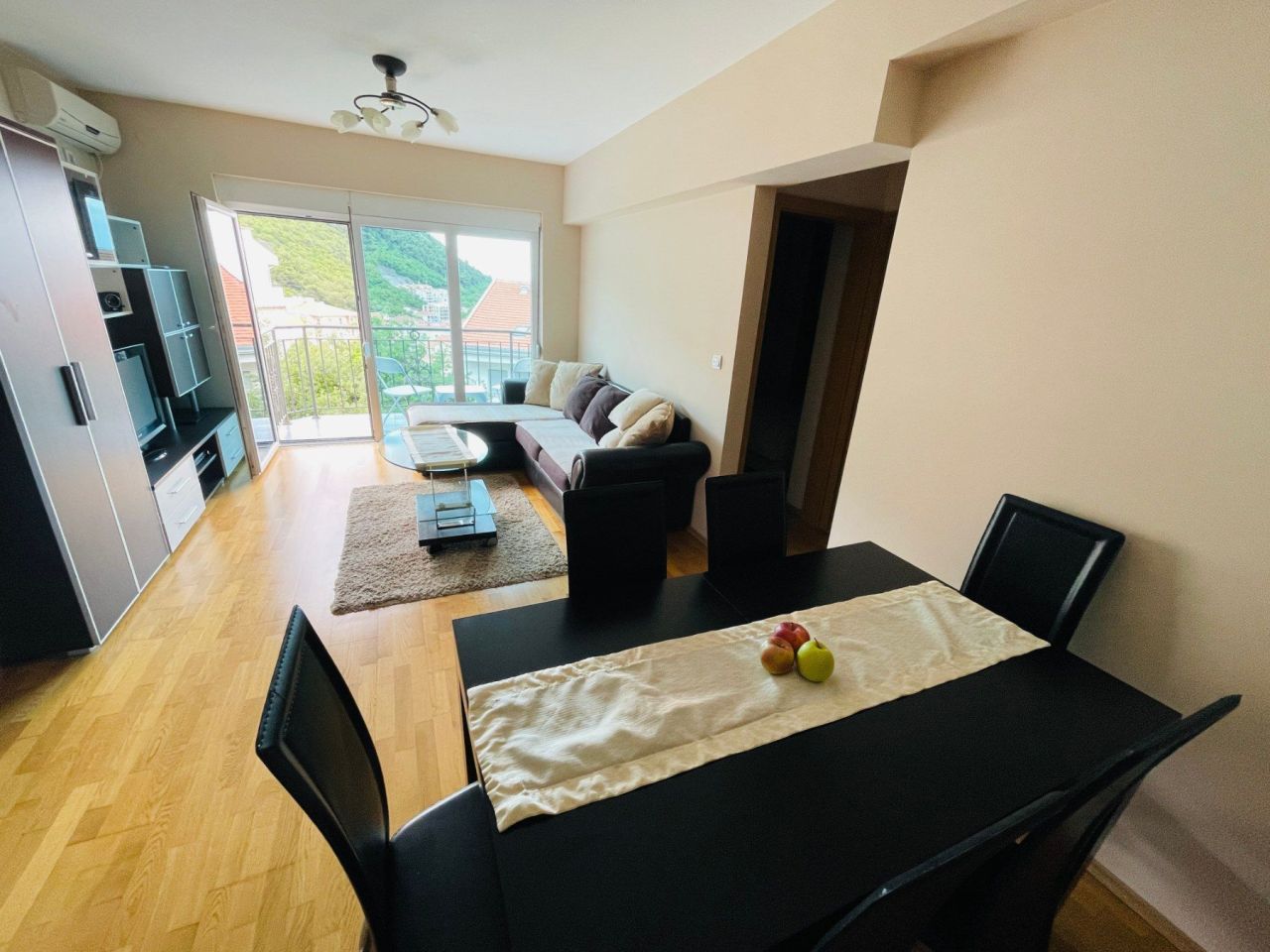 Апартаменты в Будве, Черногория, 60 м² - фото 1