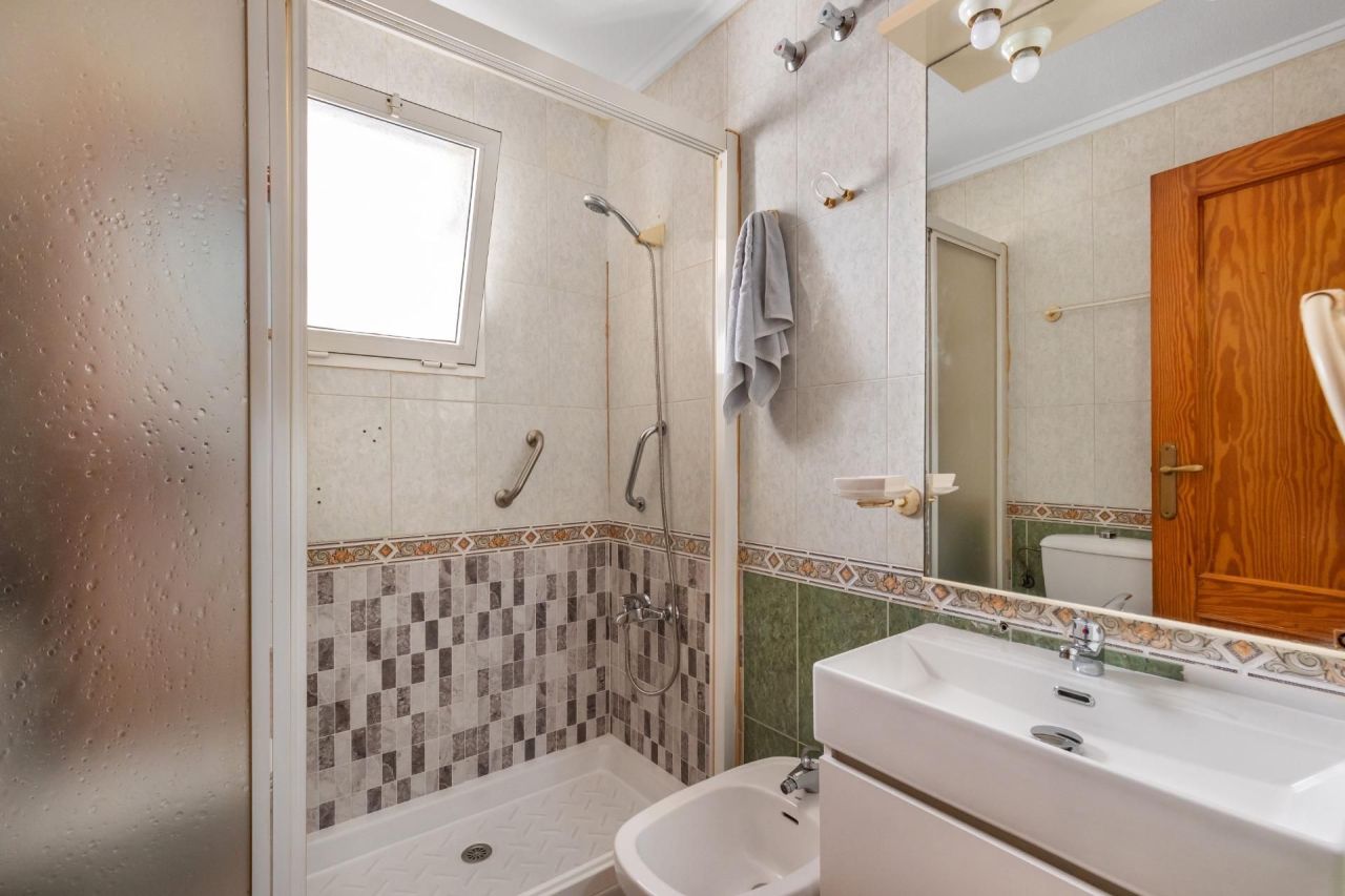 Студия в Торревьехе, Испания, 32 м² - фото 14