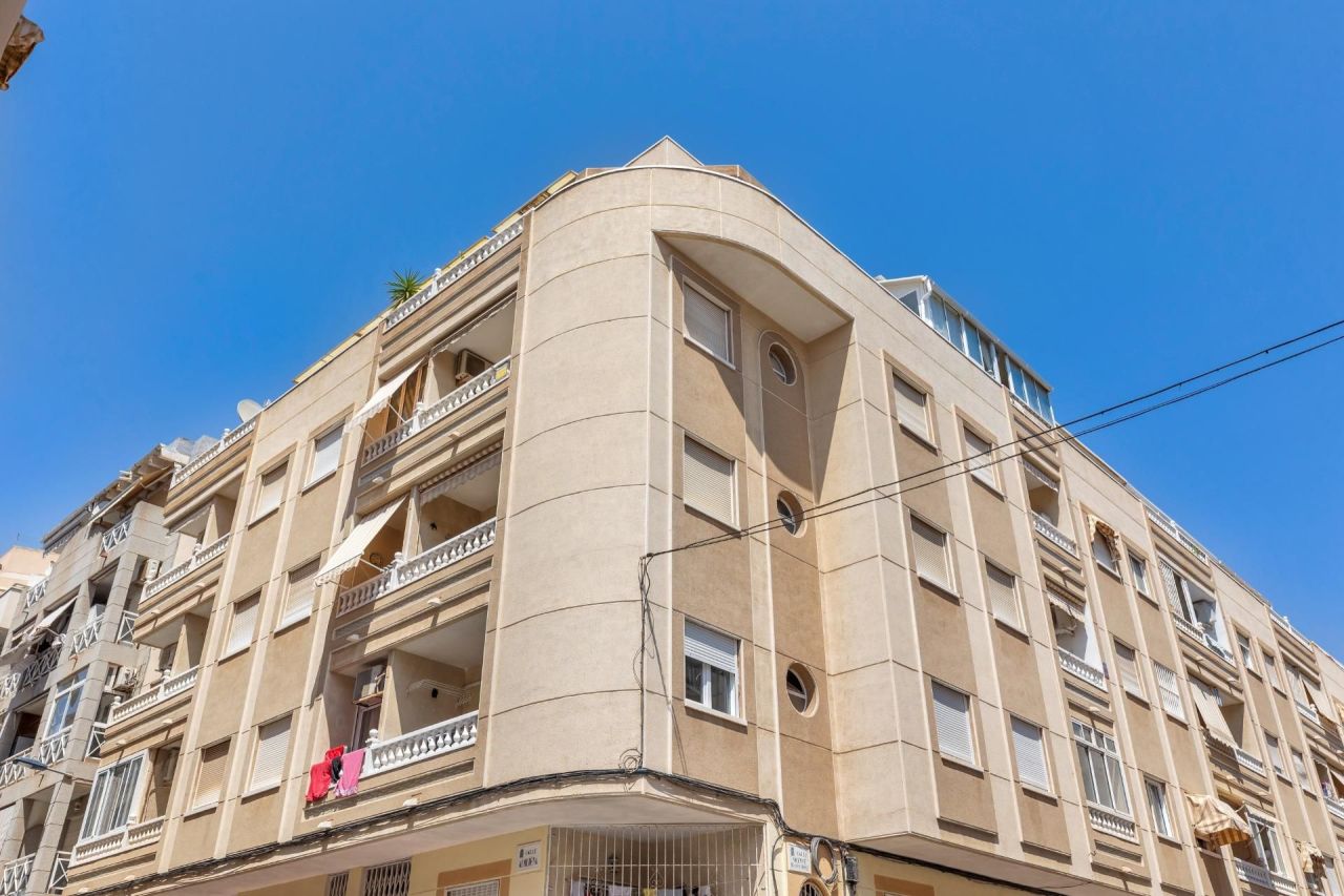 Студия в Торревьехе, Испания, 32 м² - фото 1