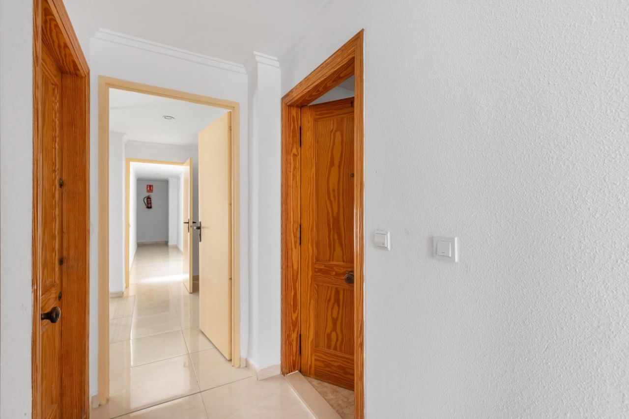 Студия в Торревьехе, Испания, 32 м² - фото 16