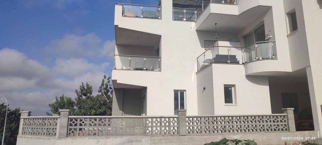 Апартаменты в Меса Хорье, Кипр, 93 м² - фото 1