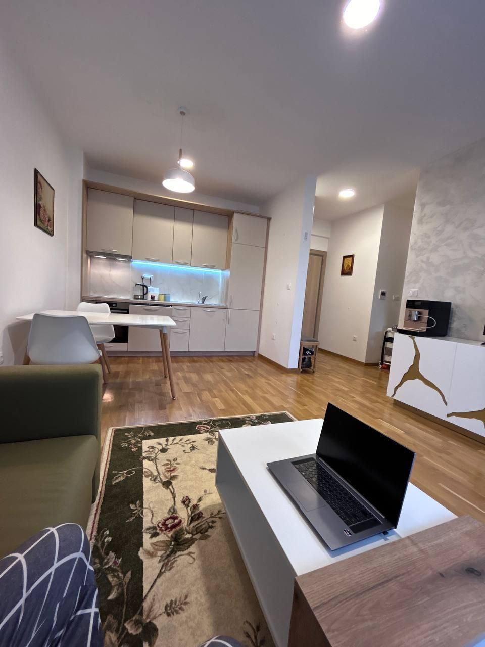 Квартира в Бечичи, Черногория, 44 м² - фото 1