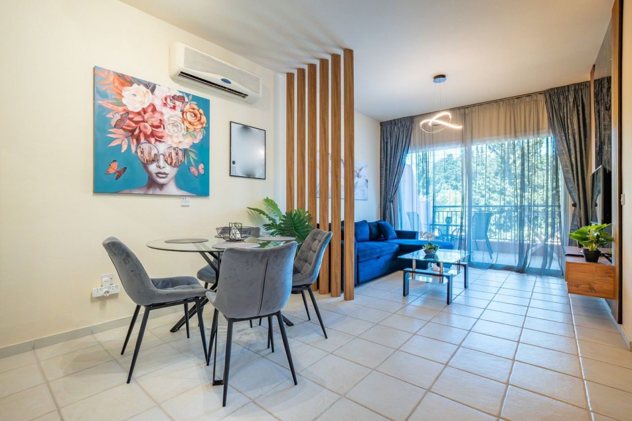 Апартаменты в Пафосе, Кипр, 60 м² - фото 1