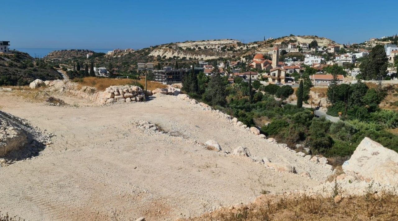 Земля в Лимасоле, Кипр, 2 000 м² - фото 3