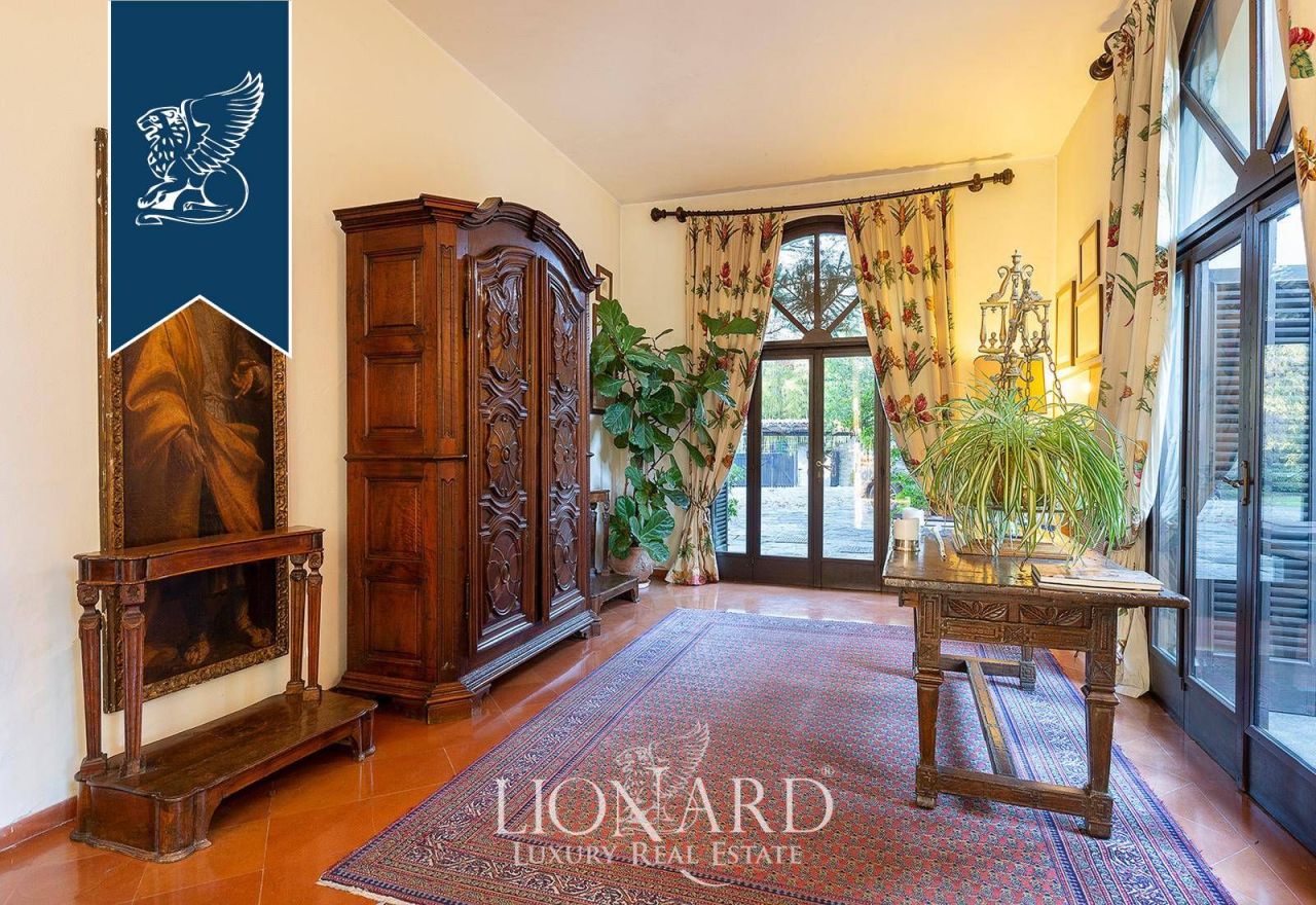 Вилла в Кастеллетто-сопра-Тичино, Италия, 900 м² - фото 5