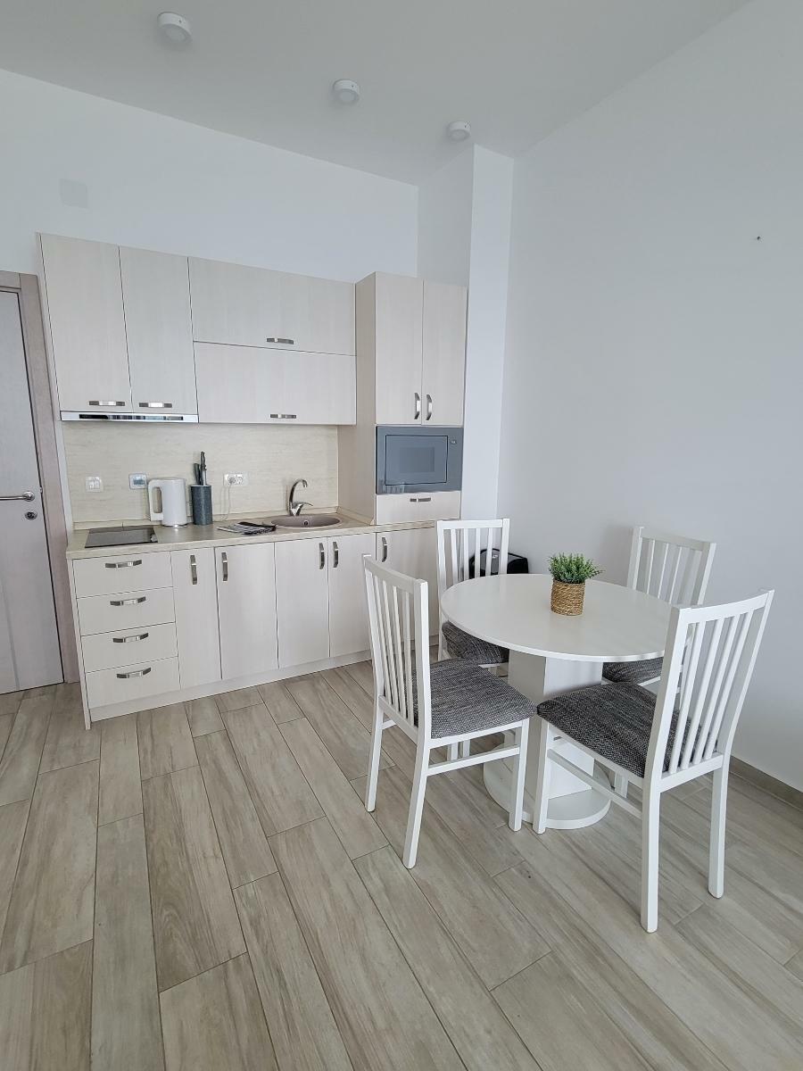 Квартира в Добра Воде, Черногория, 81 м² - фото 14