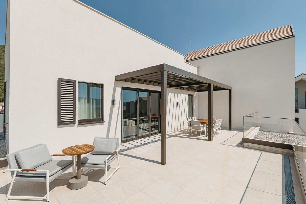 Апартаменты в Тивате, Черногория, 199 м² - фото 14