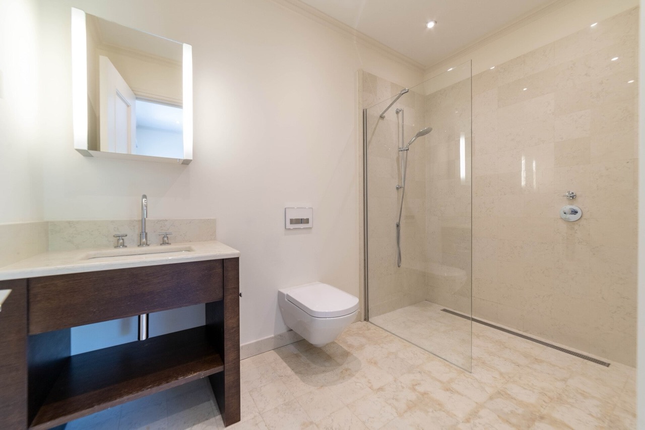 Квартира в Тивате, Черногория, 228 м² - фото 11