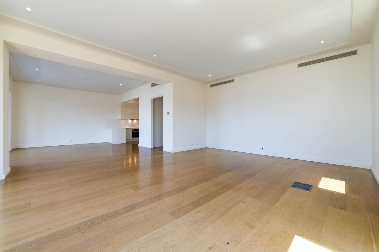 Квартира в Тивате, Черногория, 228 м² - фото 18