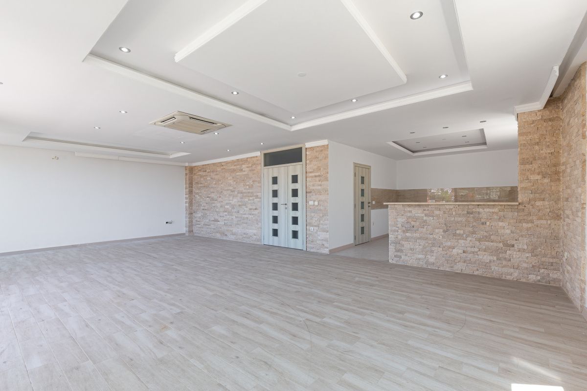 Квартира в Улцине, Черногория, 320 м² - фото 13