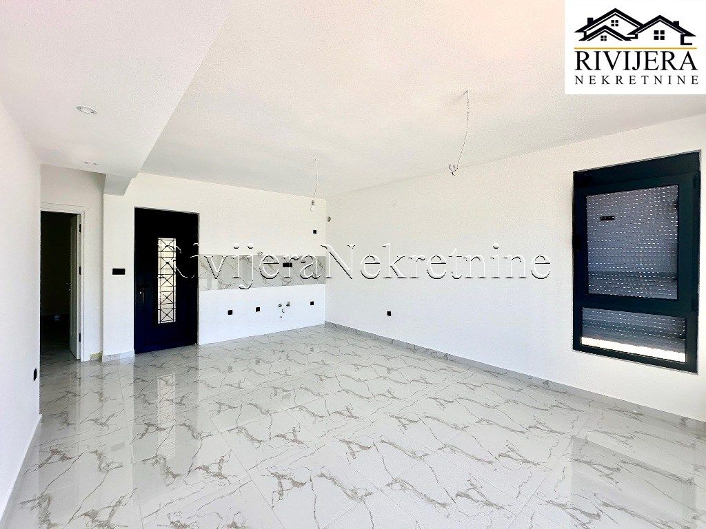 Квартира в Херцег-Нови, Черногория, 72 м² - фото 5