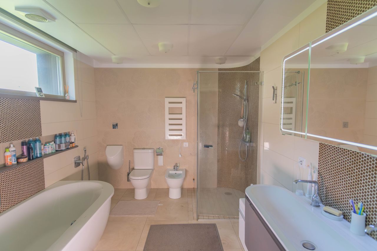 Коттедж в Бабитском крае, Латвия, 307.3 м² - фото 13