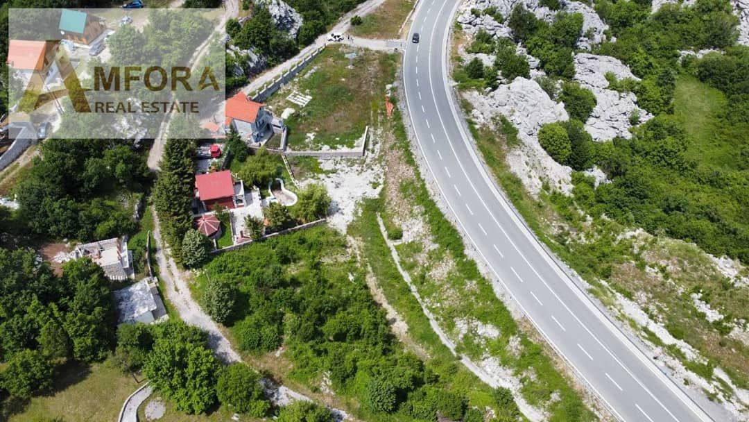 Земля в Цетине, Черногория, 1 163 м² - фото 1