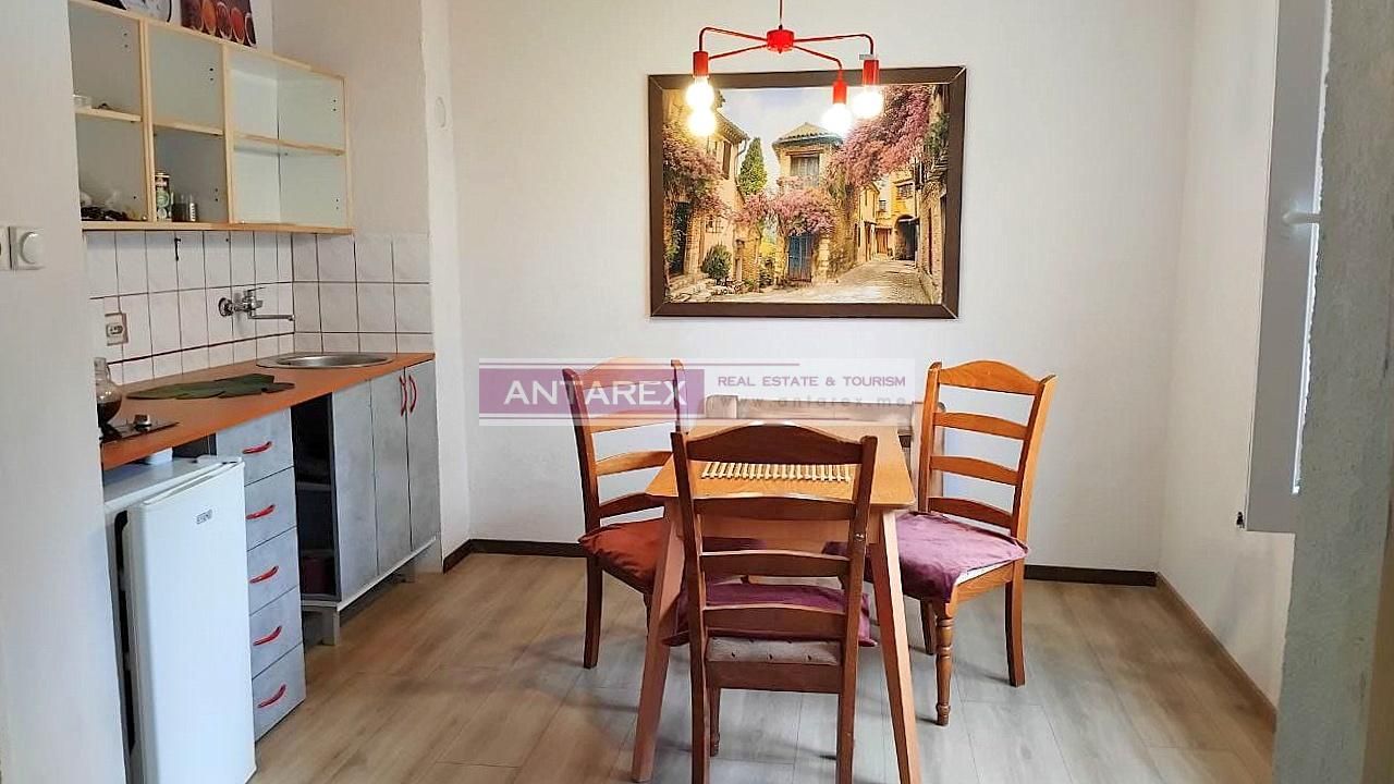 Апартаменты в Херцег-Нови, Черногория, 54 м² - фото 1