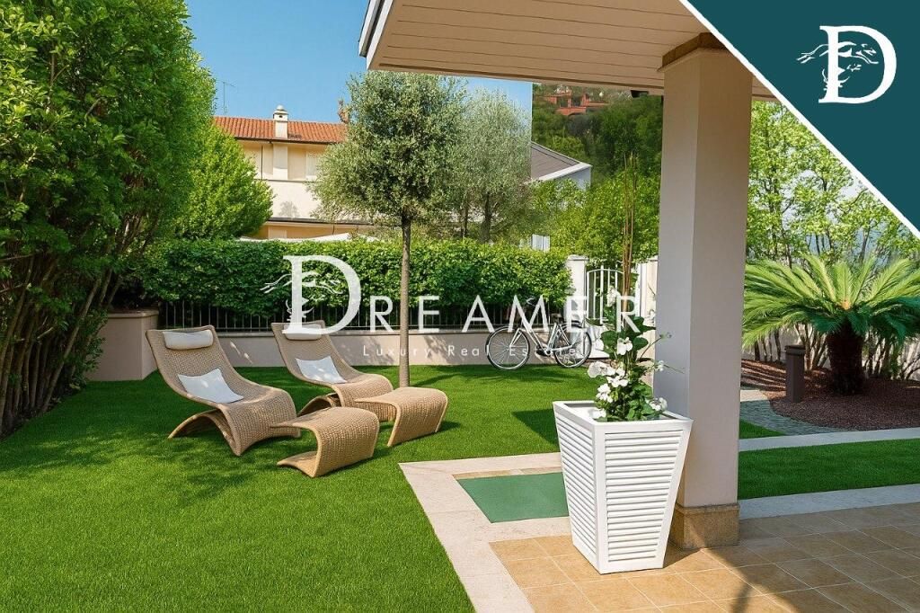 Вилла в Форте деи Марми, Италия, 200.23 м² - фото 1