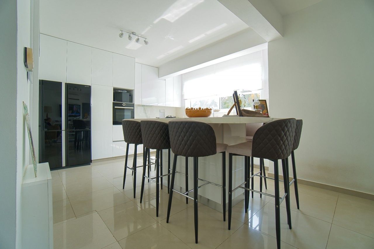 Вилла в Лимасоле, Кипр, 197 м² - фото 8