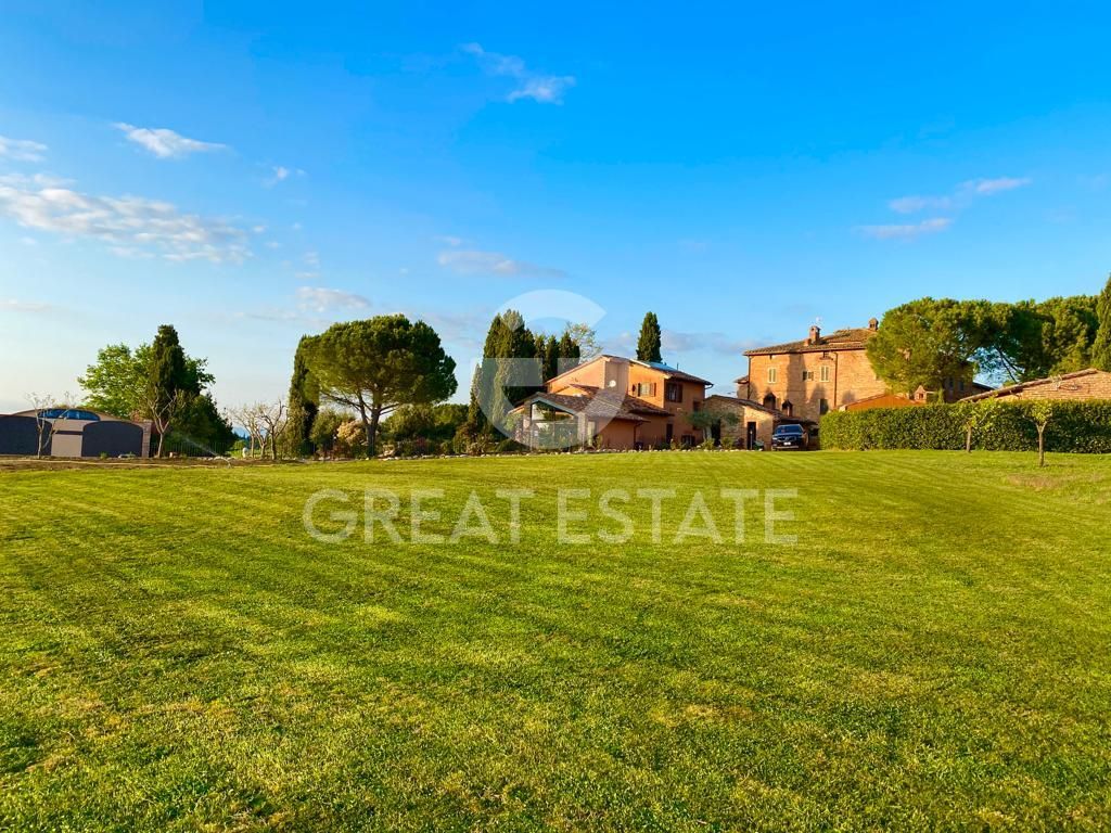 Дом в Кастильоне-дель-Лаго, Италия, 1 184.25 м² - фото 7