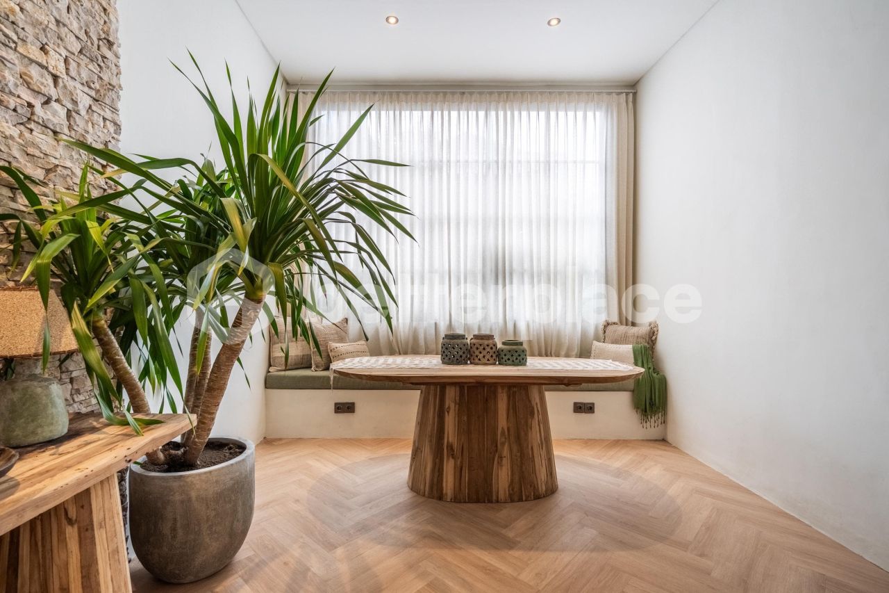 Вилла в Чангу, Индонезия, 160 м² - фото 1