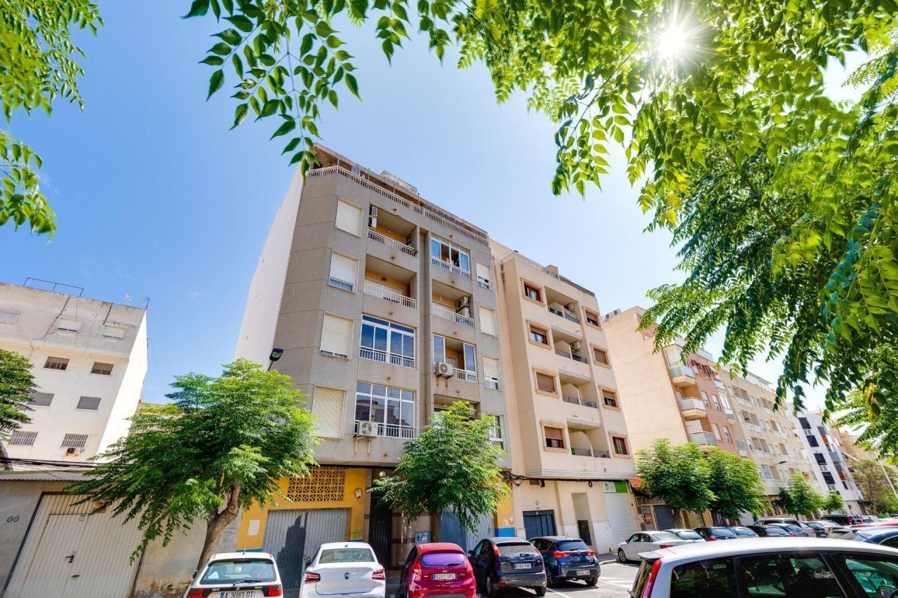 Квартира в Торревьехе, Испания, 93 м² - фото 1
