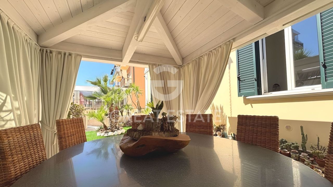 Вилла в Сан-Винченцо, Италия, 757.25 м² - фото 5