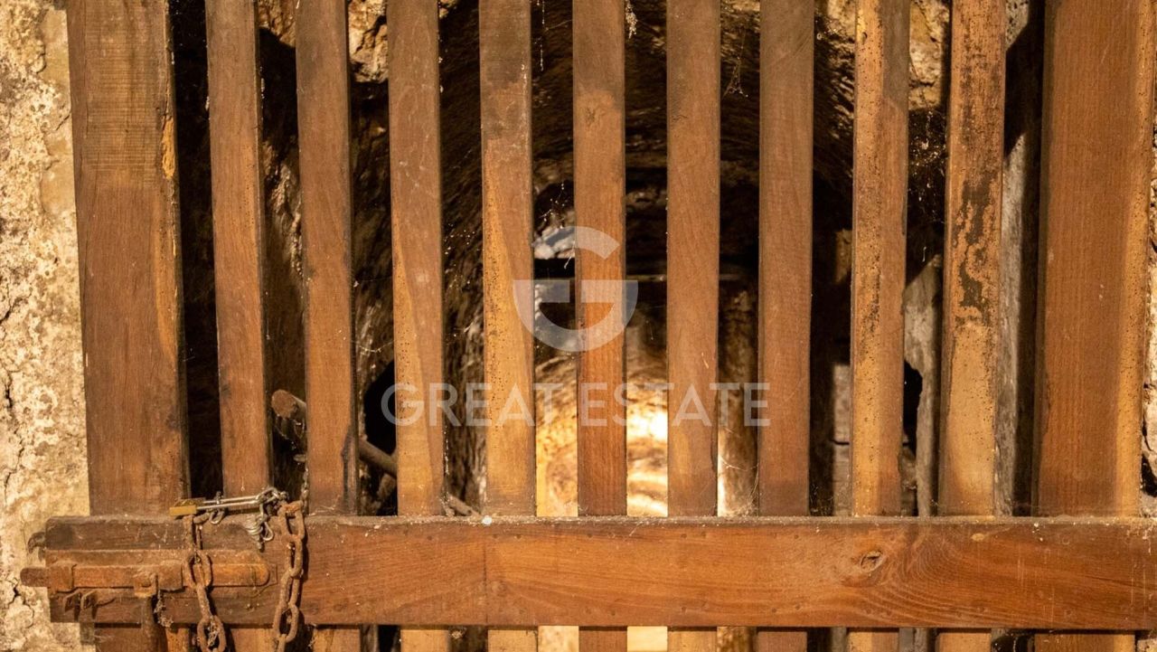 Замок в Сан-Джемини, Италия, 1 665.45 м² - фото 18