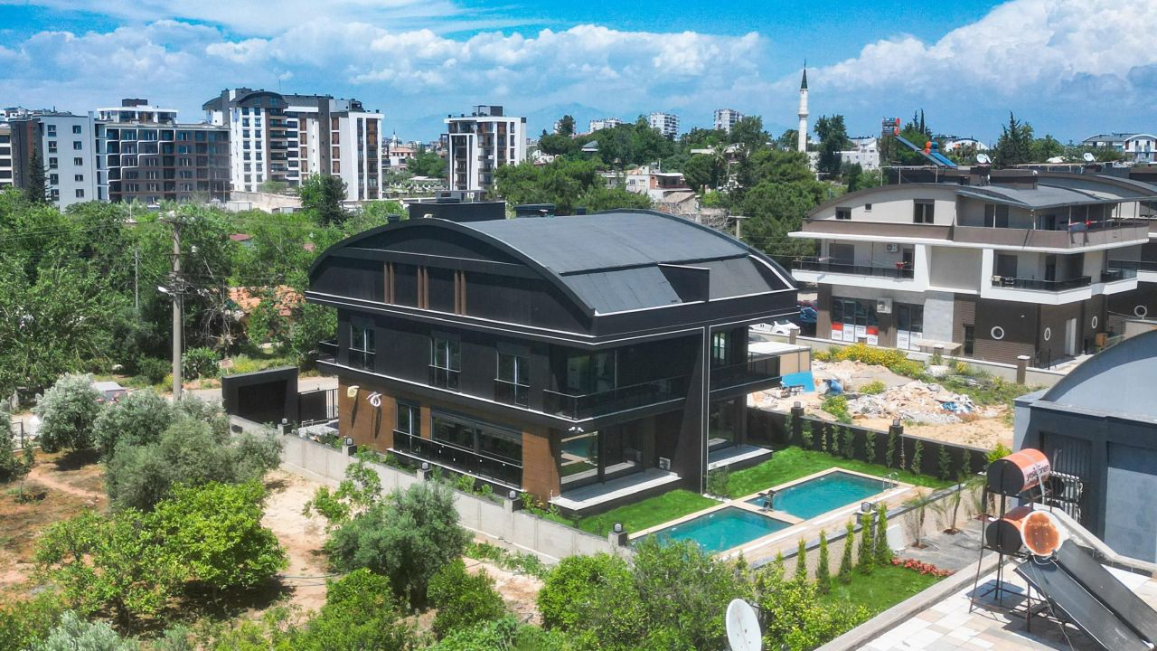 Вилла в Анталии, Турция, 330 м² - фото 1