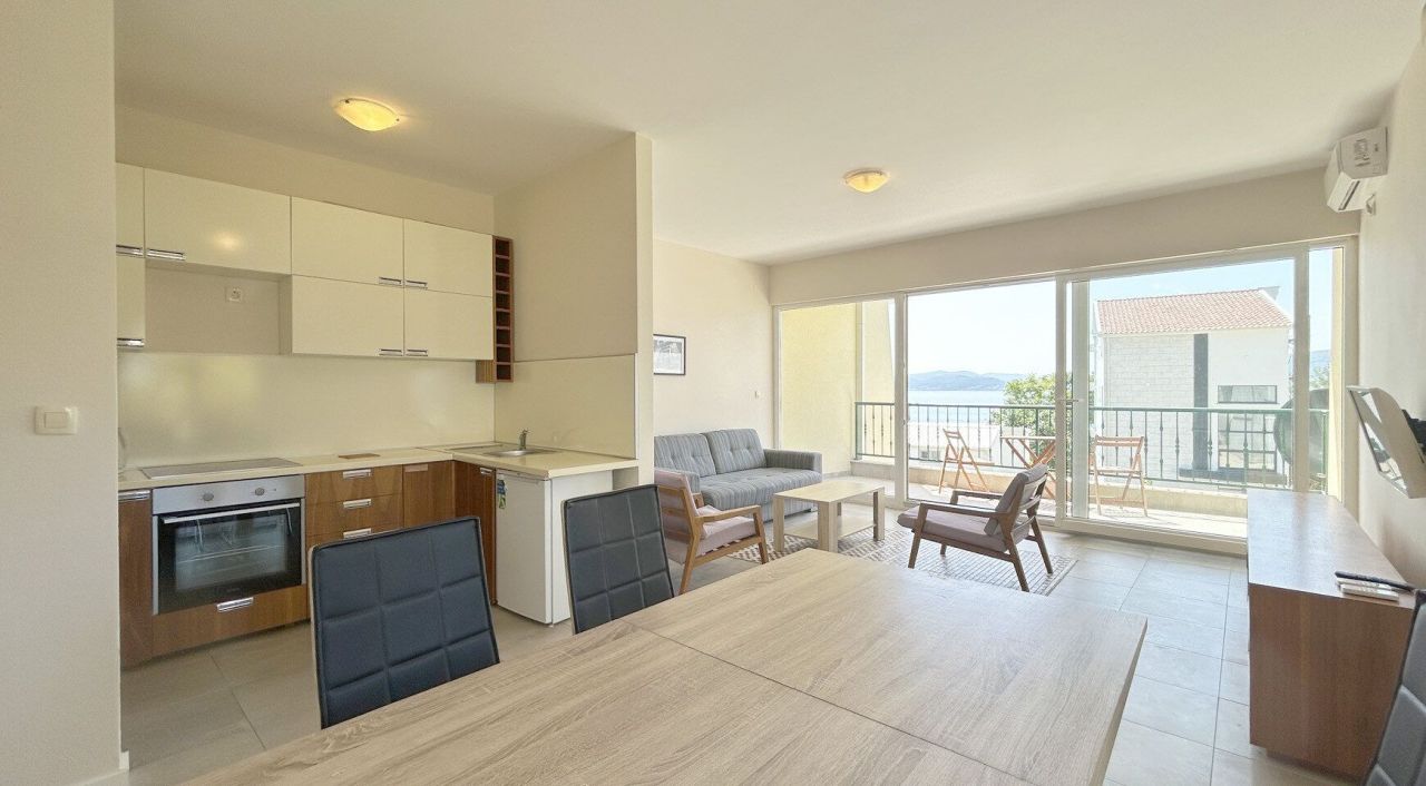 Квартира в Биеле, Черногория, 89 м² - фото 8