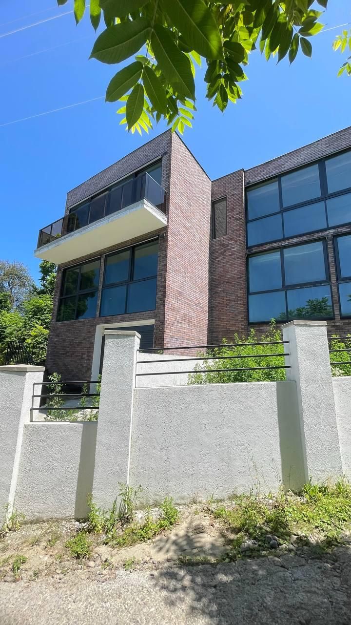 Таунхаус в Батуми, Грузия, 165 м² - фото 1