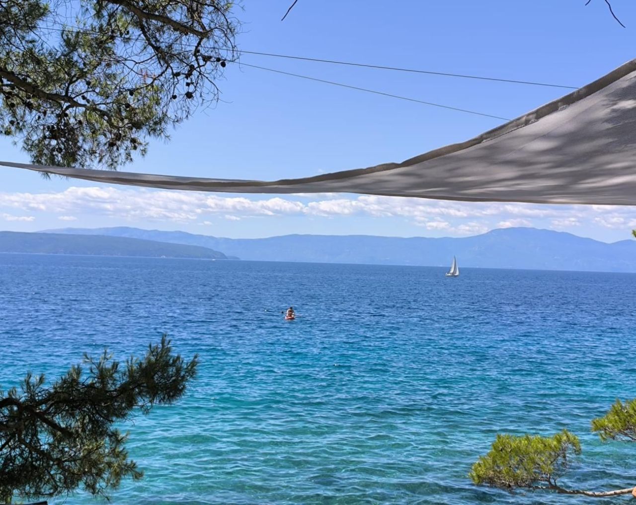 Отель, гостиница Malinska, Хорватия, 400 м² - фото 2