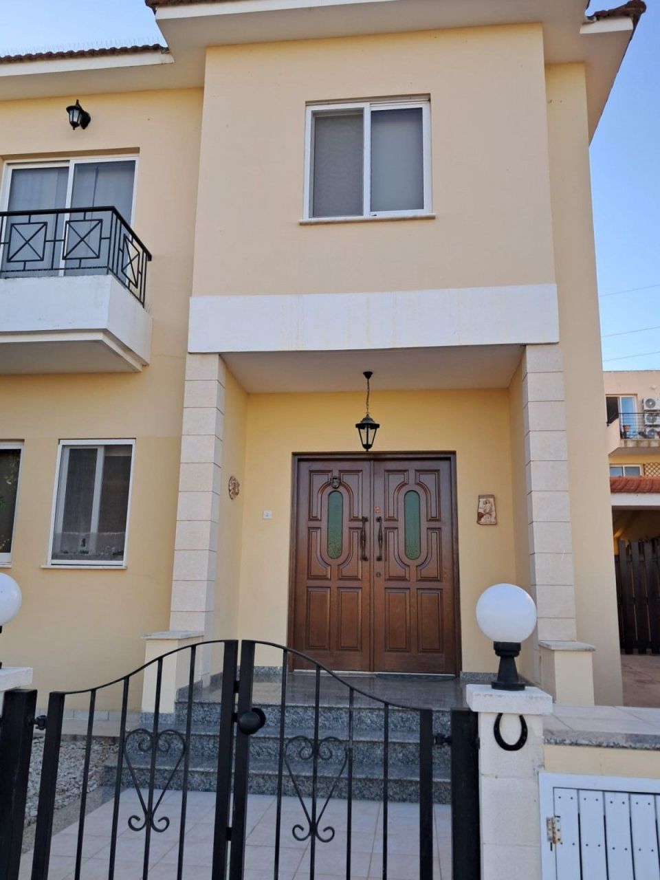 Вилла в Ларнаке, Кипр, 200 м² - фото 1