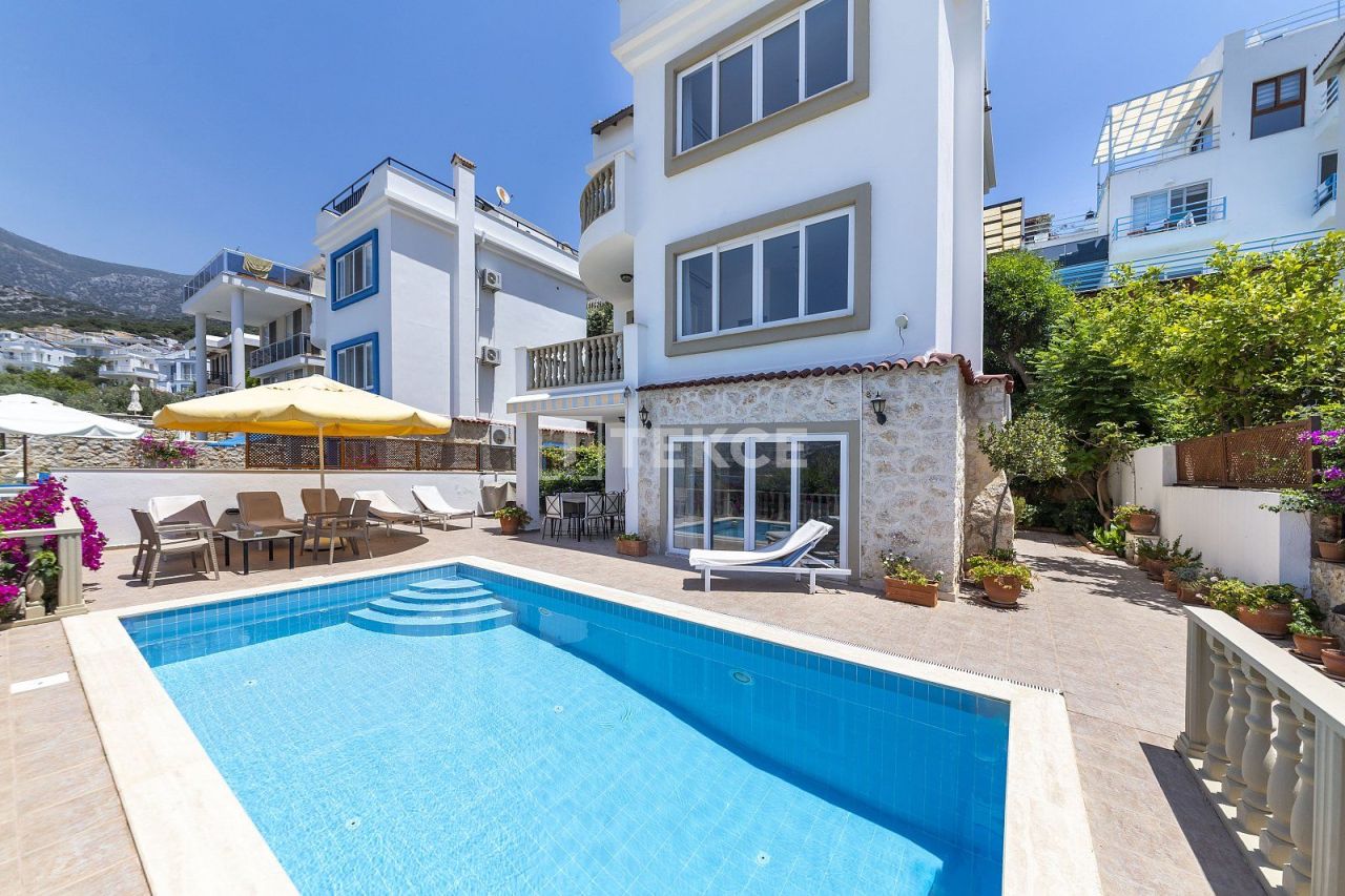 Вилла в Калкане, Турция, 180 м² - фото 1