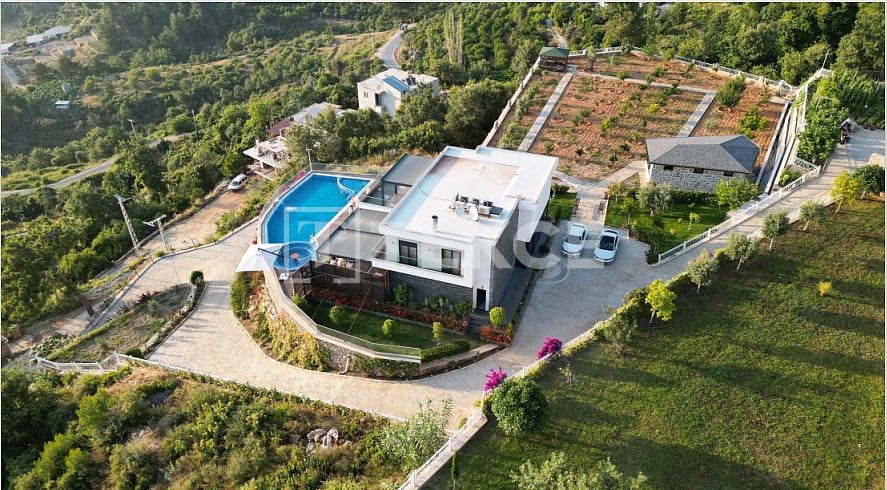 Вилла в Алании, Турция, 350 м² - фото 3