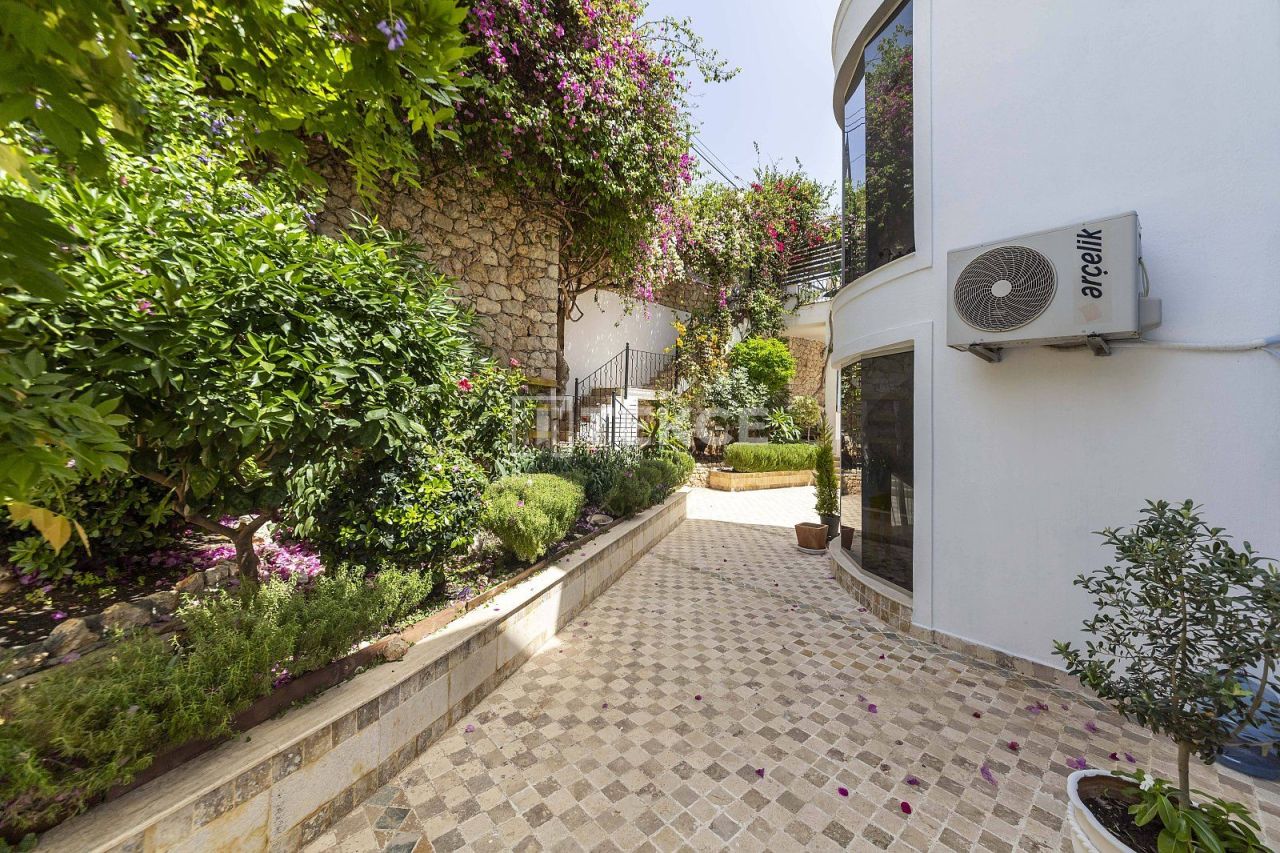 Вилла в Калкане, Турция, 260 м² - фото 8