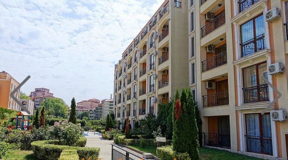 Квартира в Елените, Болгария, 48 м² - фото 1